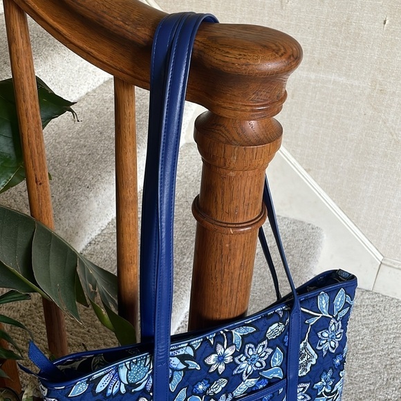 Vera Bradley Bohemian Quilted Floral Blue Tote Bag - Picture 3 of 11